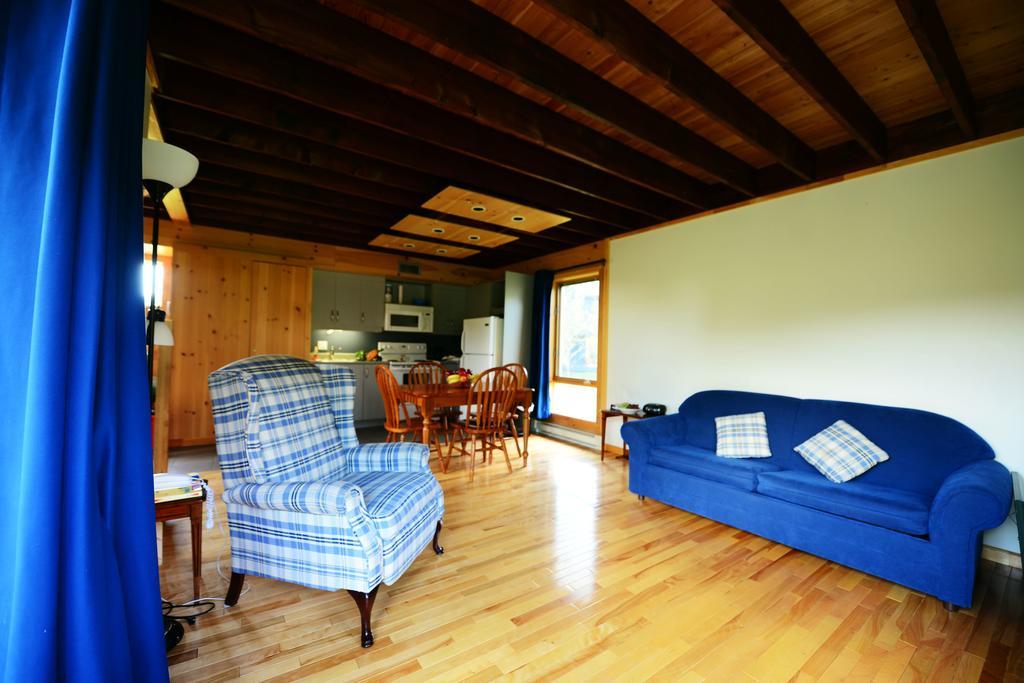 Chalet Station Touristique Pin Rouge New Richmond